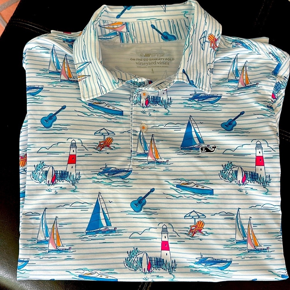 Vineyard Vines On the Go Sankaty Polo L Coastal Nantucket Boat Lighthouse Blue